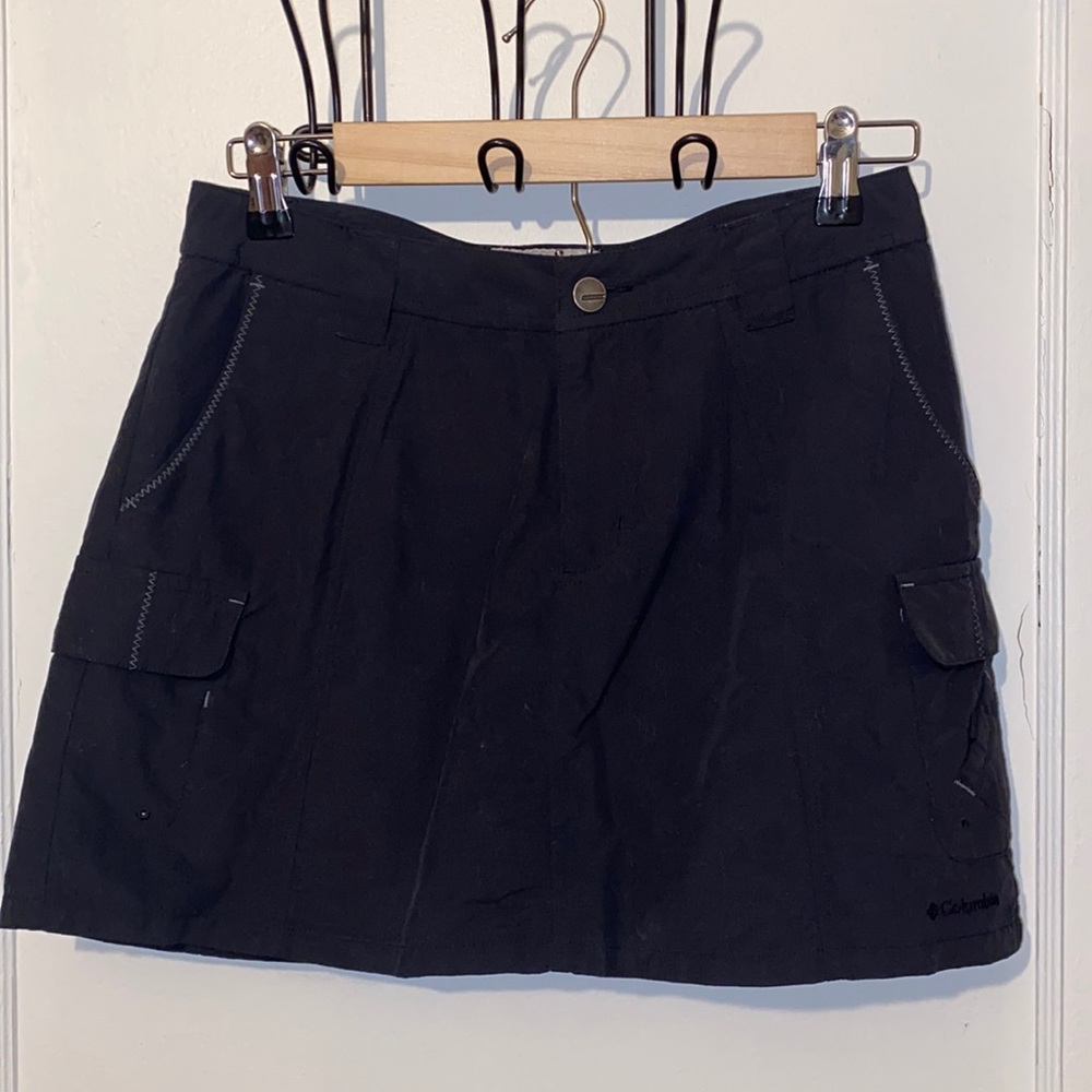 Columbia Titanium cargo skort with many pockets